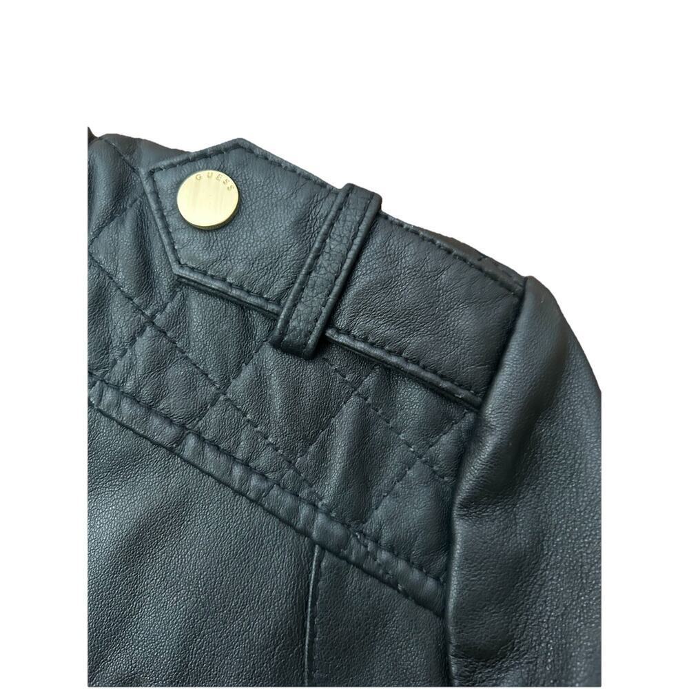 Guess Women’s Black Leather Moto Quilted Shoulder Gold Zips Biker Jacket Size M - Picture 5 of 16